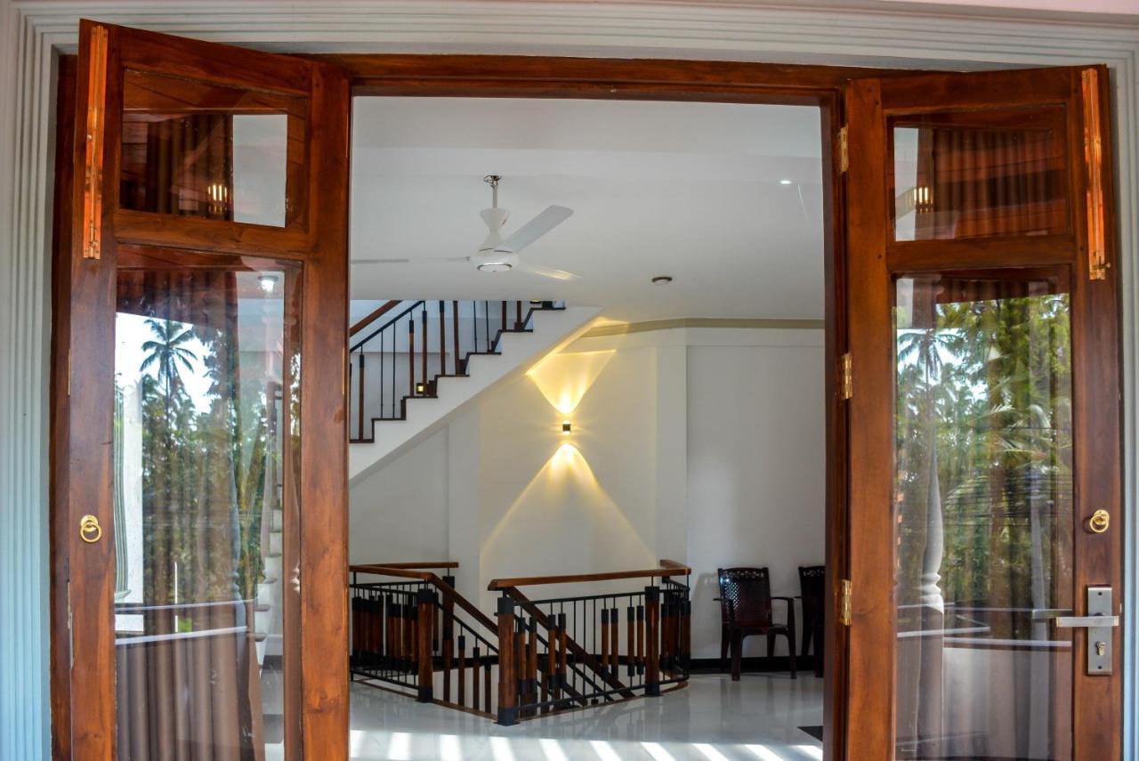 Janu Homestay 탕갈레 외부 사진