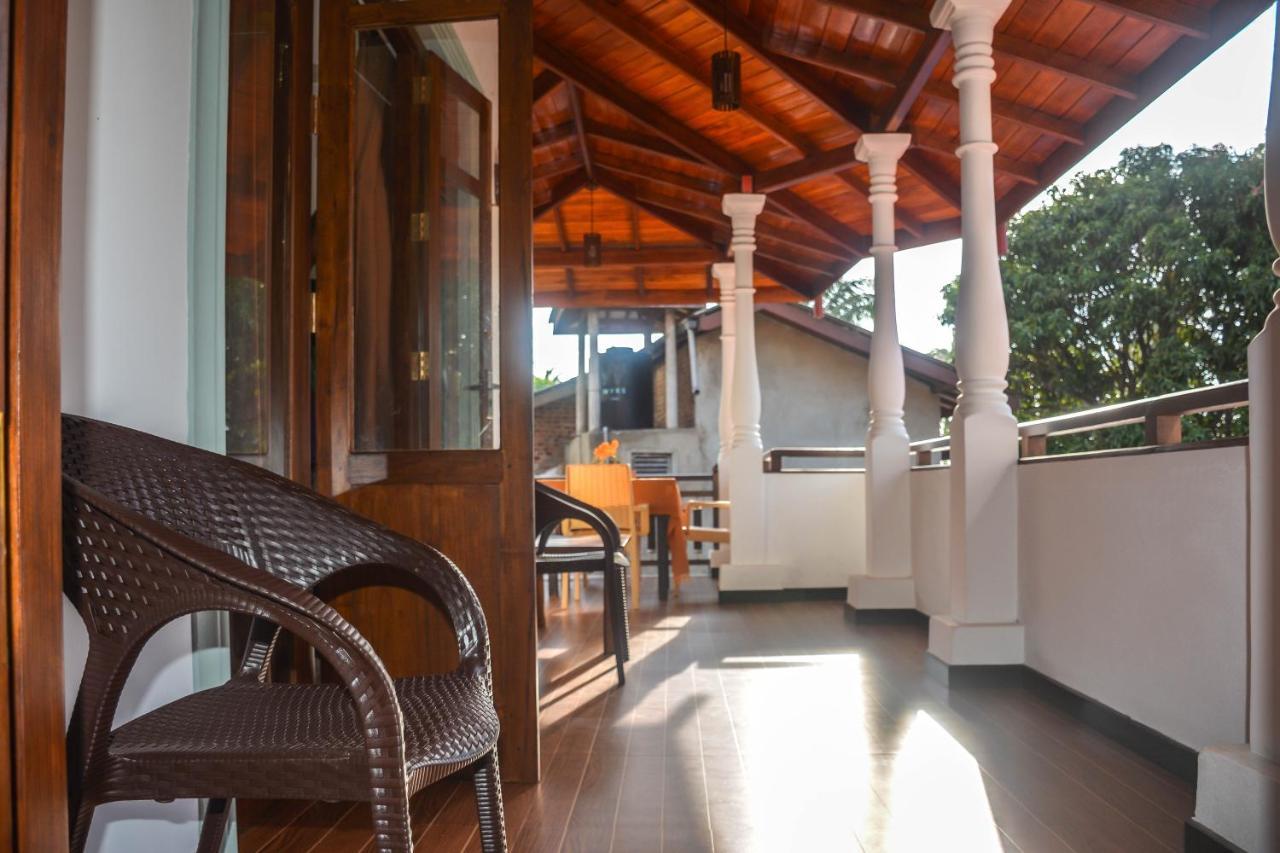 Janu Homestay 탕갈레 외부 사진